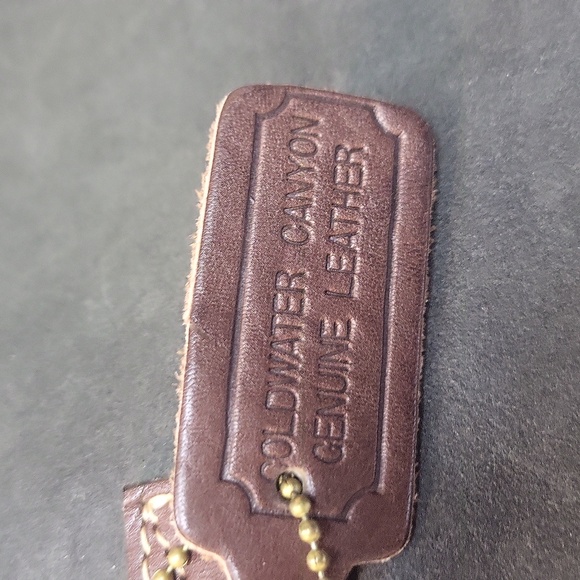 COLDWATER CANYON Black Leather Tote Bag - Picture 4 of 16